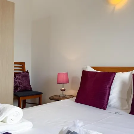 Cosy House Near The Beaches #1978